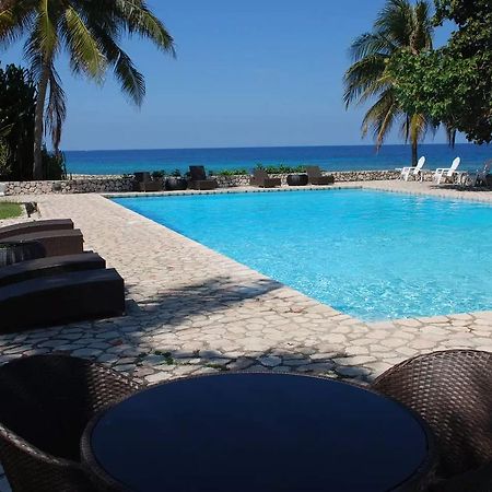 Luxury 2Br Home Facing Beach W/Pool Montego Bay #3 Екстериор снимка